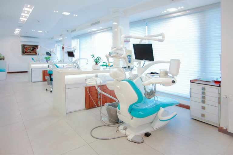 Vidarte Dental: Your Trusted Dental Clinic in Málaga
